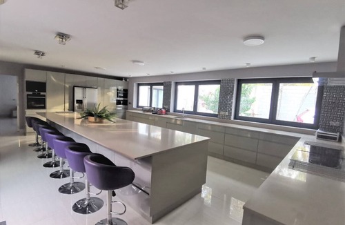 Artola Villa | Luxury Villa. 300 meters from beach and 10min from golf.