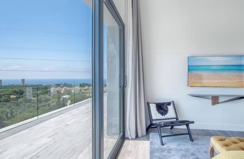 Golden Mile Villa | Luxury Villa Marbella: Pools, Spa, Near Beach