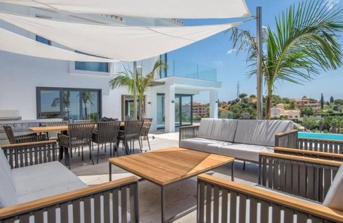 Golden Mile Villa | Luxury Villa Marbella: Pools, Spa, Near Beach