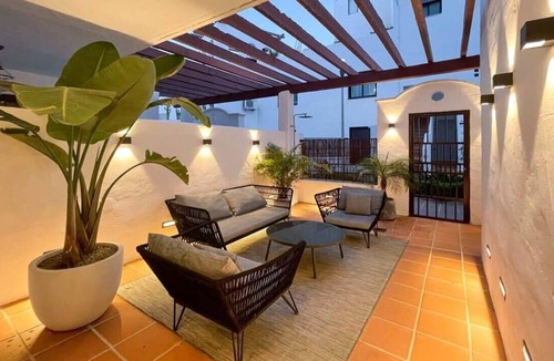 Nueva Andalucia Apartment | Maestranza | Exclusive Townhouse Puerto Banus Bbq Pool