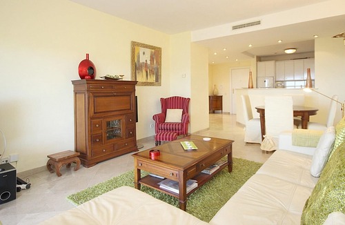 Elviria Apartment | Magnificent apartment with sea views in the luxurious Elviria Hills