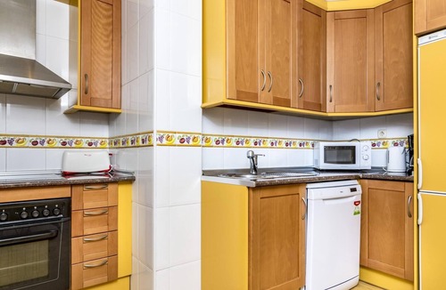Marbella Apartment | Magnifico apartamento en Marbella con vistas laterales al mar
