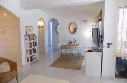 Urbanizacion el Rosario Apartment | Mar-bella Este, Playa de Cabo-pino y Piscina Desde el Jardín