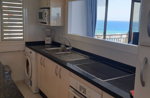 Marbella City Centre Apartment | *MARBELLA BEACHFRONT PENTHOUSE STUNNING VIEWS COAST/MARINA/BEACH 2B 2B PARKING