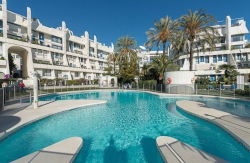 Marbella City Centre Apartment | MARBELLA CENTER, BEACHFRONT WITH PRIVATE PATIO