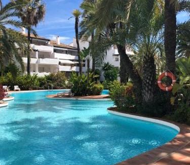 Golden Mile Apartment | Modern Apartment Puente Romano