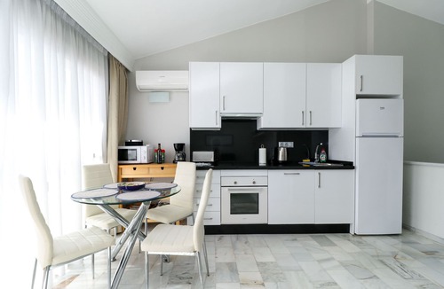 Urbanizacion Hacienda las Chapas Apartment | Modern duplex 6303 - great facilities onsite