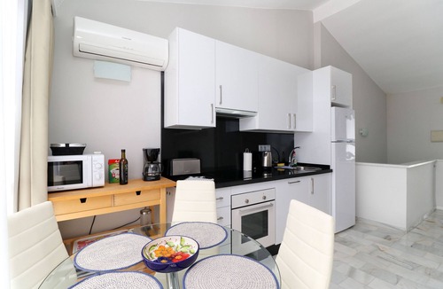 Urbanizacion Hacienda las Chapas Apartment | Modern duplex 6303 - great facilities onsite