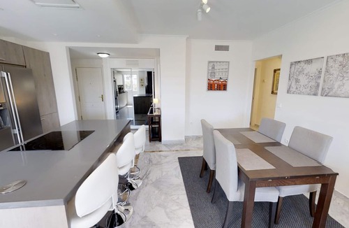 San Pedro de Alcantara Apartment | Modern Gated Apartment near Beach & Puerto Banus
