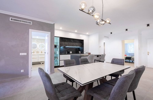 Puerto Banus Apartment | Modern Ground Floor Holiday Apartment – Embrujo Playa, Puerto Banús