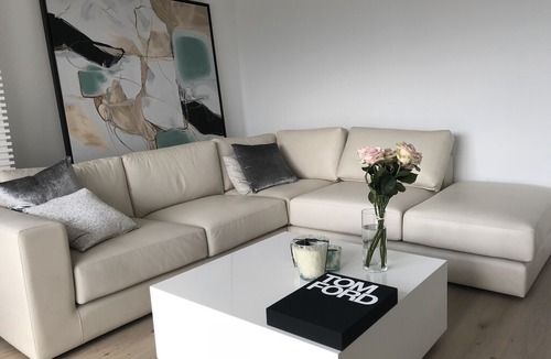 Golden Mile Apartment | Modern Penthouse in Puente Romano