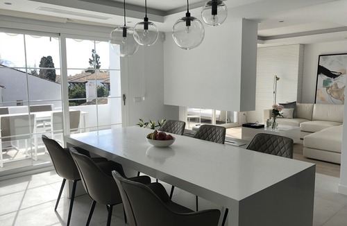 Golden Mile Apartment | Modern Penthouse in Puente Romano