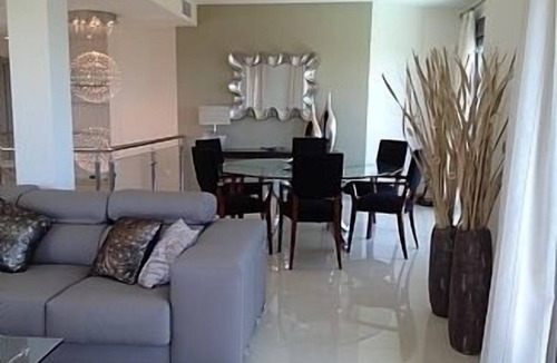 Elviria Villa | Modern Villa With Private Pool And Magnificent Sea And Mountain Views
