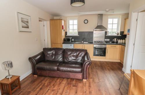 Scarborough House | No 3 Low Hall Cottages
