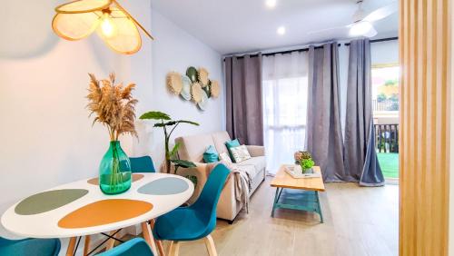 Nikki Beach Apartment | OleHolidays 617 Romana Playa junto al mar