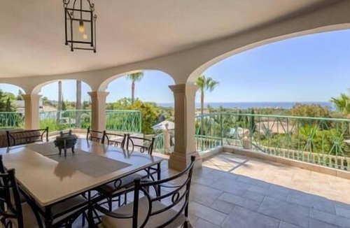 Urbanizacion Hacienda las Chapas Villa | Palatial Villa in Hacienda Las Chapas, Marbella