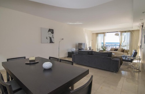 Puerto Banus Apartment | Paradise at Puerto Banus