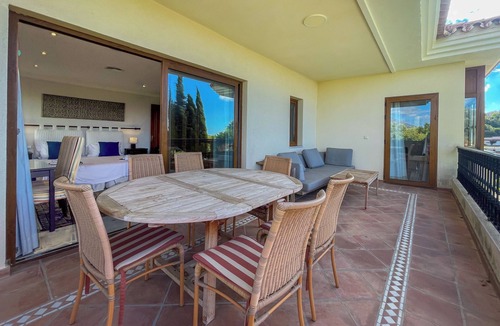 Urbanizacion el Rosario Villa | Peaceful 4-bedroom Marbella villa. Outstanding views, grand piano, large garden.