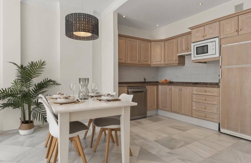 Puerto Banus Apartment | Penthouse in Andalucía del Mar for 4 people | ADM 2-403