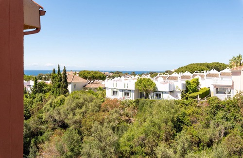 Urbanizacion Hacienda las Chapas Apartment | Penthouse Amatista – Sea Views & Sun Terrace in Marbella