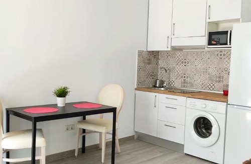 Golden Mile Apartment | Precioso estudio con patio