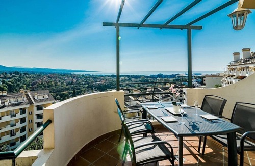 Nueva Andalucia Apartment | SAA- Comfortable Apartment near Puerto Banus