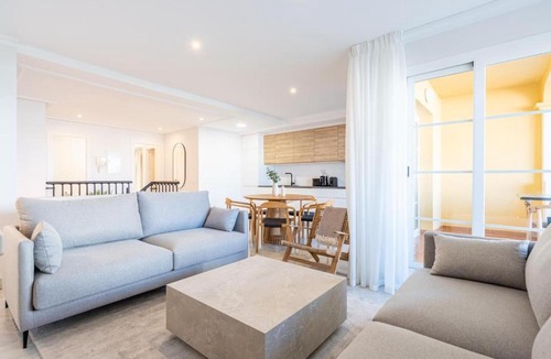Nueva Andalucia Apartment | Señorio de aloha 3 bedroom duplex within walking distance to Puerto Banus