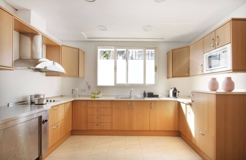 Golden Mile Villa | Seafront 2 villas in Golden Mile, Marbella - safe summer on the beach in privacy