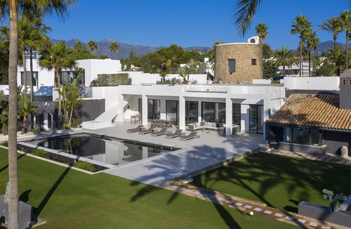 Marbella House | Shining Pearl Huge 9 Bedroom Villa Total Privacy