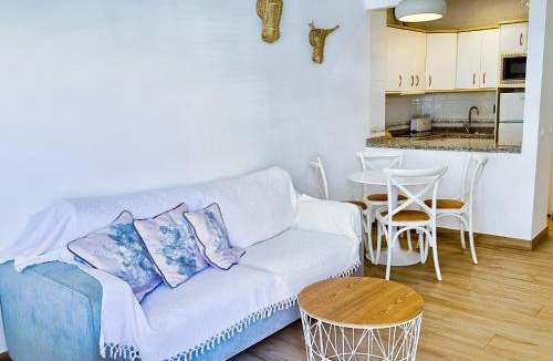 Marbella City Centre Apartment | Skol 242 Excellent One Bedroom Apartment with Sea Views