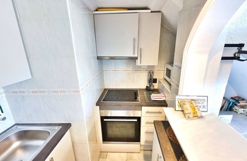 Golden Mile Apartment | Skol 706 - Lovely 2-Bedroom Apartment For Rent in Skol Marbella