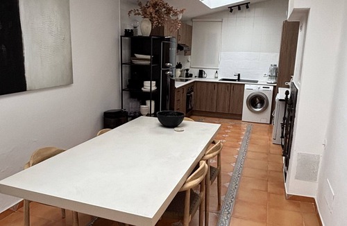 Urbanizacion Costabella Ski Chalet | Small beachside house in Costabella, Marbella