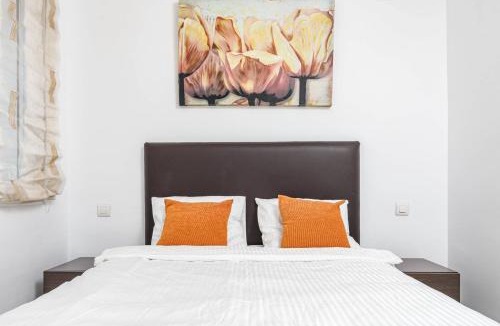 Marbella Apartment | Spectacular 2 bedroom Penthouse in best location in Nueva Andalucia