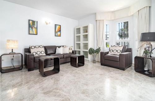 Marbella Apartment | Spectacular 2 bedroom Penthouse in best location in Nueva Andalucia