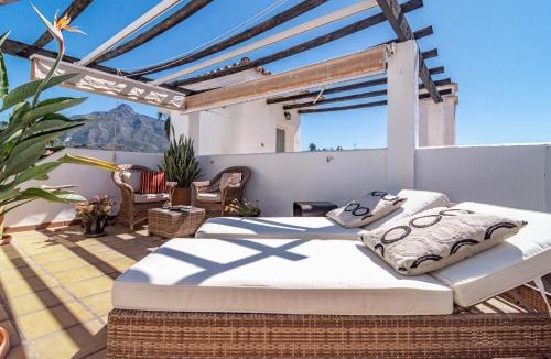 Marbella Apartment | Spectacular 2 bedroom Penthouse in best location in Nueva Andalucia