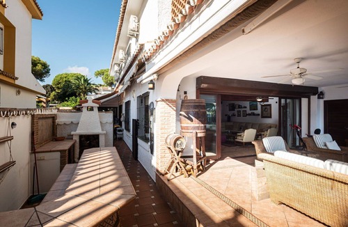 Cabopino House | Stunning villa for 10 guests with A/C, WIFI, private pool and patio