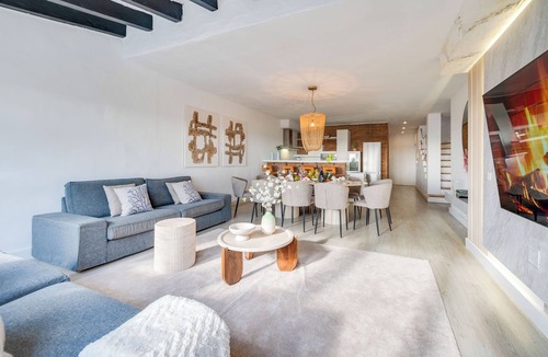 Puerto Banus Apartment | STYLISH5-BEDROOM DUPLEX/PENTHOUSE IN THE HEART OF PUERTO BANUS