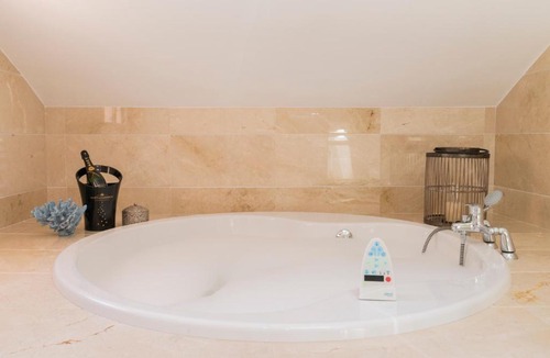 Marbella Apartment | VACATION MARBELLA I Nueva Andalucia golf getaway