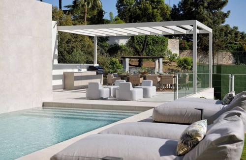 Elviria Apartment | Villa Alma - Two-Floor - Private Pool and Garden