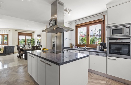 San Pedro de Alcantara Villa | Villa Angeles - Family Villa 2 min from the Beach