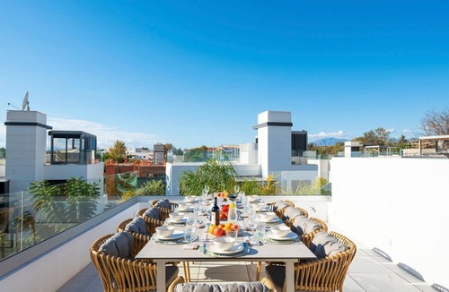 Golden Mile Villa | Villa Bohemio Bella - Four Bedroom Villa, Sleeps 10