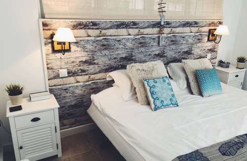 Urbanizacion Pinos Verdes Bed & Breakfast | Villa Breeze Boutique Guest Rooms Marbella