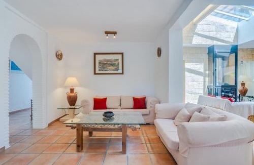 San Pedro de Alcantara Villa | Villa by the beach 5 bedrooms
