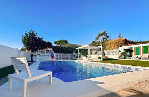 Urbanizacion Costabella Villa | Villa CasaCara Marbella beachside Costabella -Spain