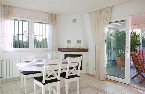 Urbanizacion Costabella Villa | Villa Costa Del Sol