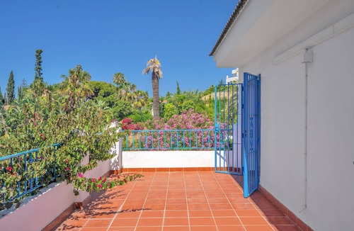 Golden Mile Villa | Villa Elena