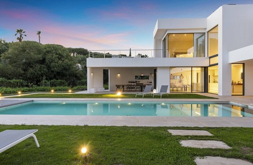 Marbella Villa | Villa Elviria - Modern Villa in Elviria!