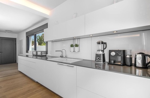 Urbanizacion Costabella Villa | Villa Frontline Beach Costabella - Marbella