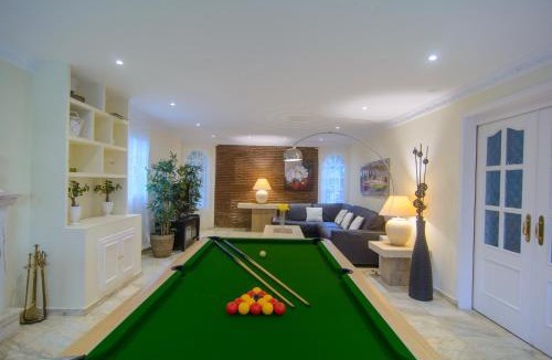 Marbella Villa | Villa Las Chapas Playa