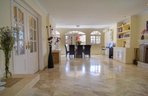 Marbella Villa | Villa Las Chapas Playa